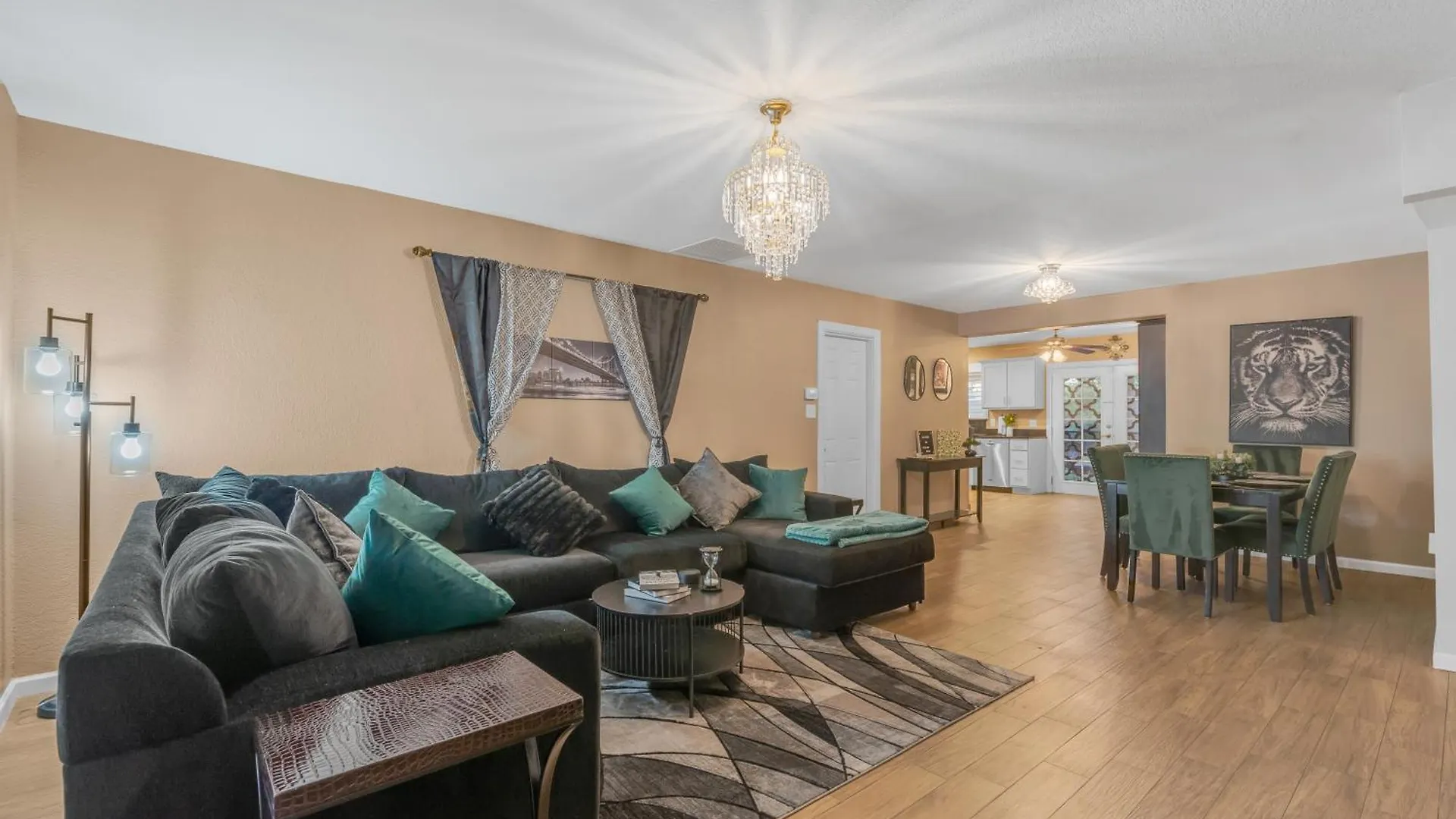 Hidden Gem 10 Min To Sky Harbor & Dt! Villa Phoenix